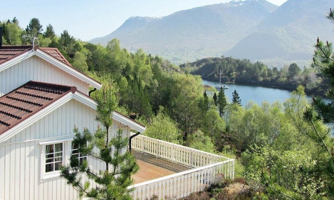 Ulstein Municipality Casa | 5 person holiday home in GURSKØY