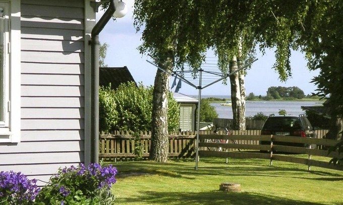 Bergkvara Casa | 5 person holiday home in BERGKVARA