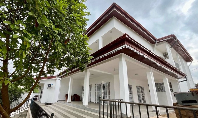 Kribi Apartamento | 5 rooms including 3 bedrooms Créolia residence with terraces, garden and swimming pool