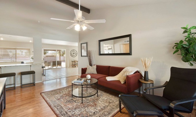 Scottsdale Vista Townhomes Casa | 5-Star Desert Oasis: Stylish Retreat, 5 TV's, Pet Friendly, Corner Lot