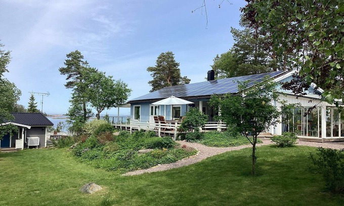 Vaddo Casa | 5 star holiday home in VÄDDÖ