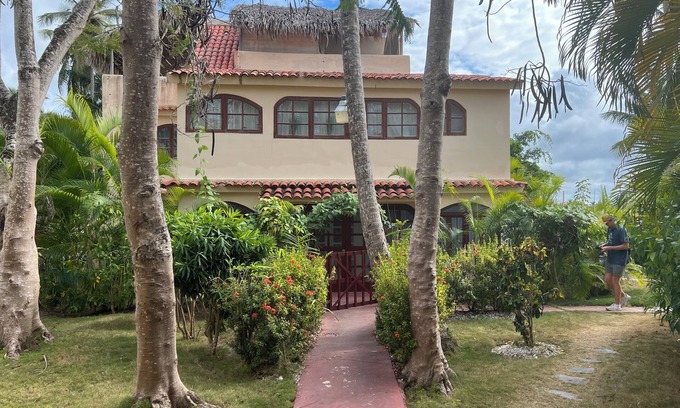 Bavaro Villa | Pasos a la playa - Europa en la playa I en Punta Cana