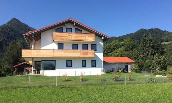 Marquartstein Apartamento | 5-Sterne Active Ferienwohnung Chiemgau