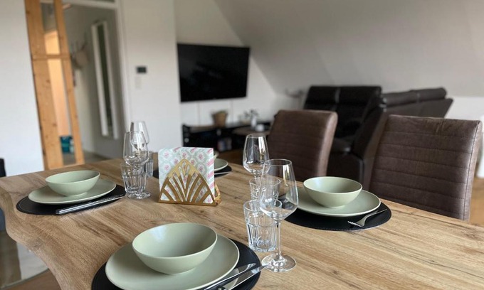 Reckenfeld Apartamento | 5 Sterne Monteurwohnung, Ferienwohnung, mit Wallbox TOP Möbliert