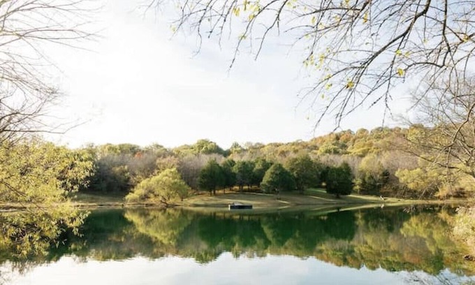 Gallatin Casa | 50 Acre Lux Cabin w Private Lake Pool Sauna