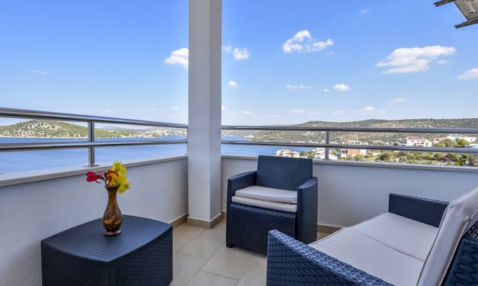Razanj Apartamento | 50 m² Apartamento ∙ 1 habitación ∙ 4 huéspedes