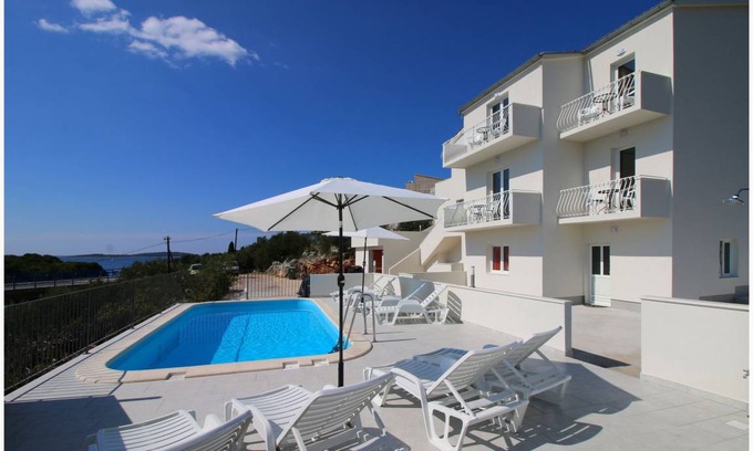 Primosten Apartamento | 50 m² Apartamento ∙ 2 habitaciones ∙ 4 huéspedes