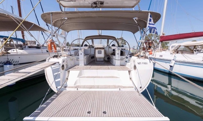 Sami Alquiler De Eote | 50’ sailboat for rent