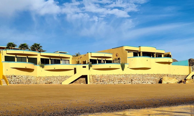 Segunda Sección Casa | Relájate y rejuvenece en esta escapada costera