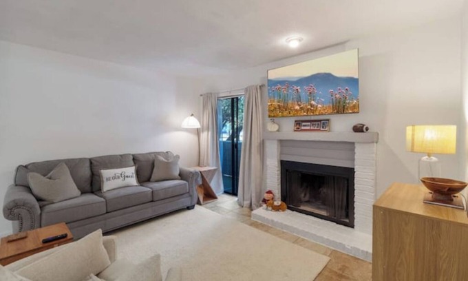 College Station Condominio | 50 Yard Line