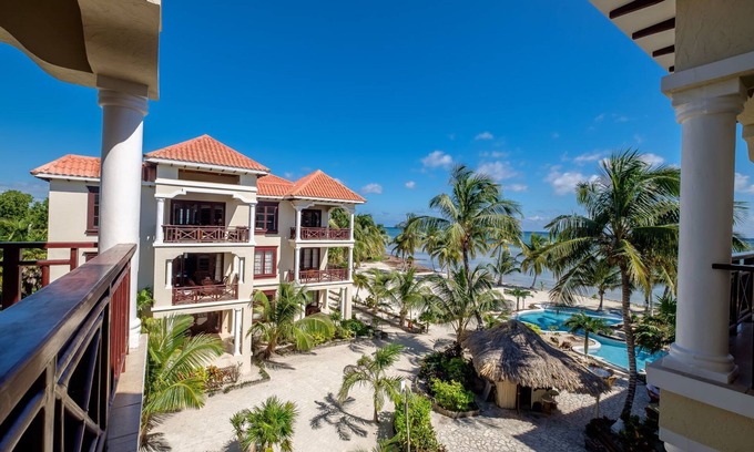 San Pedro Condominio | Suite de lujo con vista al mar en el tercer piso
