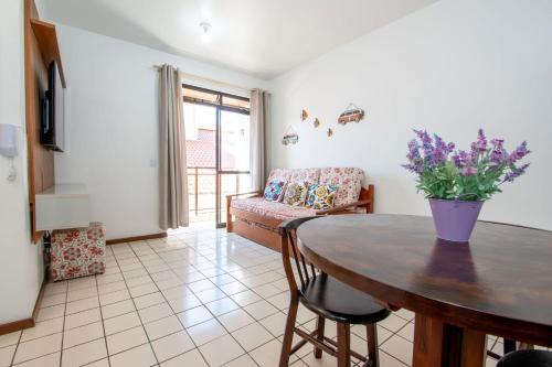Ingleses do Rio Vermelho Apartamento | 50m do Centrinho e 100m do Mar nos Ingleses KR9882