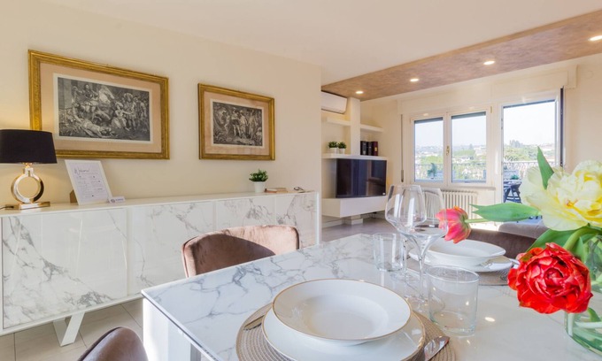 Cisano Apartamento | [50m lakefront] elegant penthouse