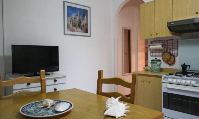 Martinsicuro Apartamento | 50sqm summer apartment within walking distance of the sea