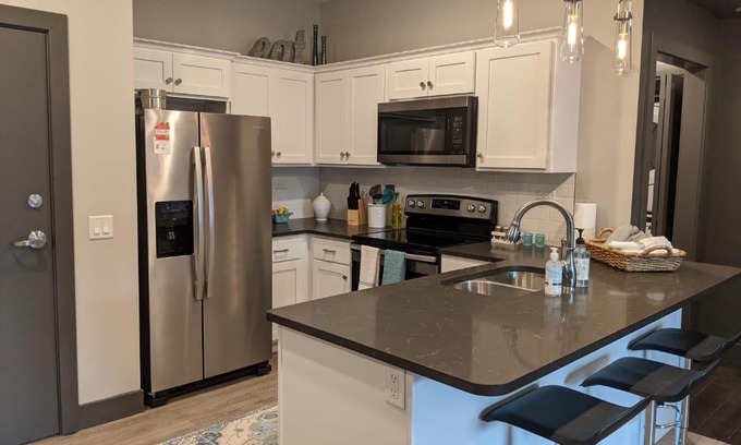 Champaign Apartamento | 520 Neil Heart of Downtown Champaign