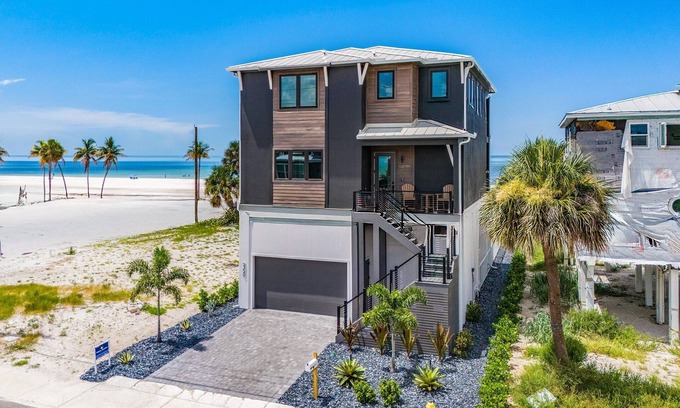 Mid Island Casa | 5350 Chasing Sunshine: 5BD/4.5BA Pool Home, Steps to Sand!
