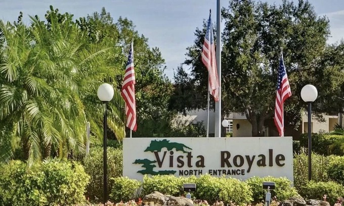 Florida Ridge Condominio | 55+ Active Community