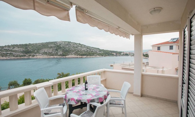 Razanj Apartamento | 55 m² Apartamento ∙ 1 habitación ∙ 4 huéspedes