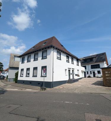 Rheinstetten Apartamento | 55qm Messe Wohnung, Trade Fair, 6 Minuten zur Messe