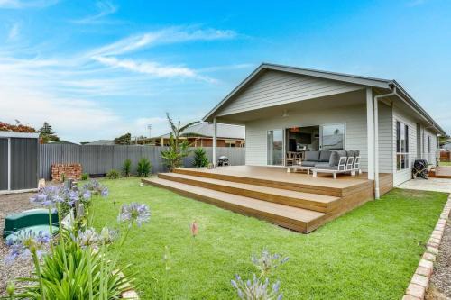 Middleton Casa | 57 Padman Crs Middleton -No Linen Included