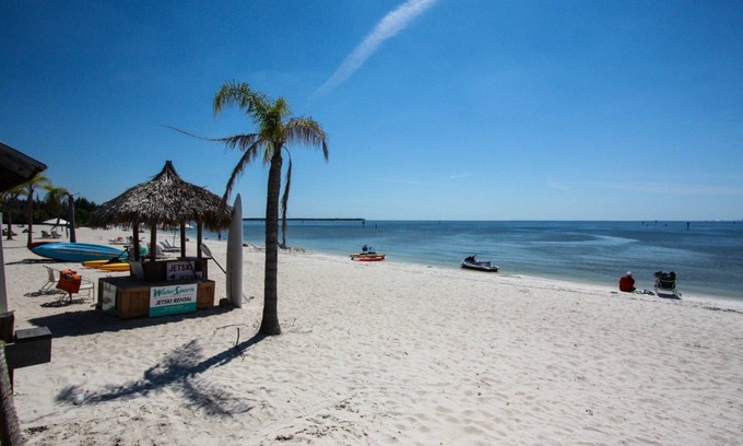 Ruskin Apartamento | 577 Little Harbor