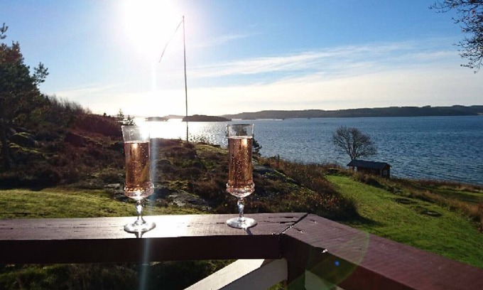 Uddevalla Municipality Casa | 58,000 m2 plot with 200m beach line without neighbors
