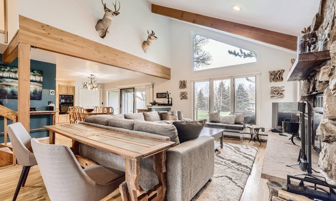 Eagle-Vail Casa | 59 E Coyote Circle, Eagle Vail Golf Course Duplex-Quiet Pet Friendly