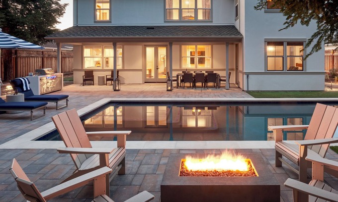 Windsor Casa | 5BD/5BA Heated Pool+Spa+BBQ: 11min Healdsburg & Alexander Valley