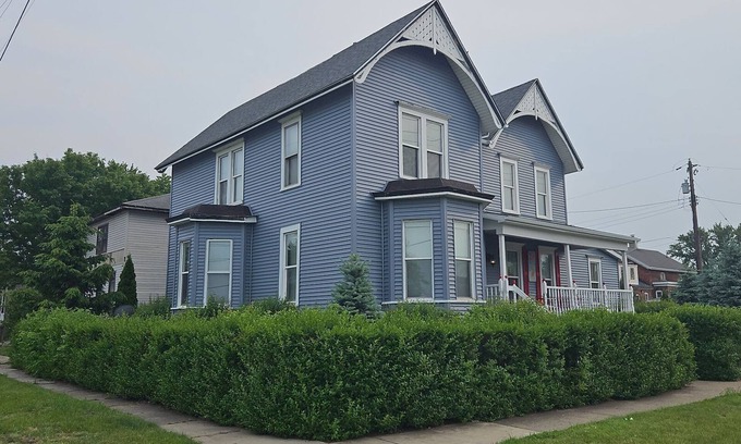 Michigan City Casa | 5Bed, Sleeps 16, Close to the Beach, Downtown