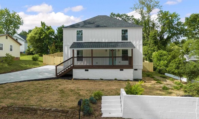 Dunean Apartamento | 5BR 4B Huge Space with 2 Level Game Barn