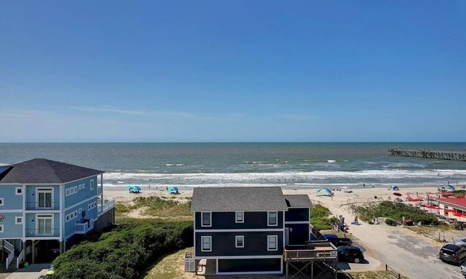 Yaupon Beach Casa | 5BR/4BA Home - REMODELED, Oceanfront, Close to Pier, Sleeps 10