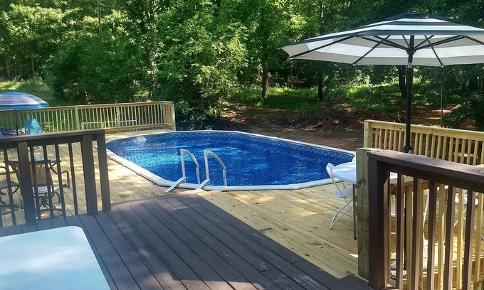 Douglasville Casa | PISCINA CON CUBIERTA MASIVA Atl -6 Banderas - 5acres LAGO PRIVADO