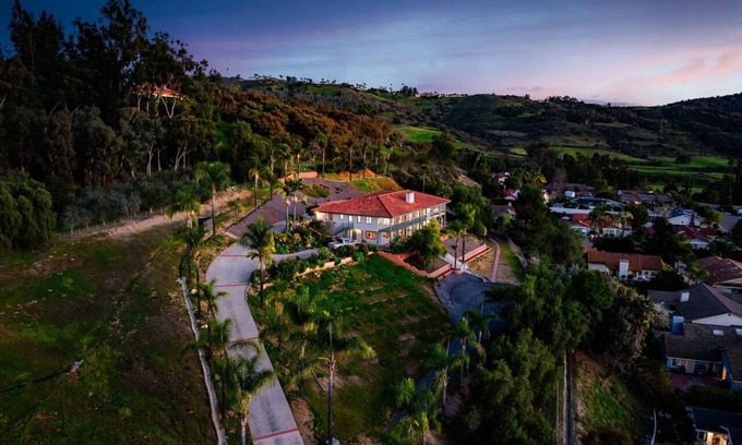 Fallbrook Villa | 3-Acres Estate, 3000 sqft, near Winery in Fallbrook