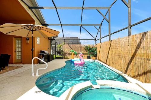Windsor Palms Casa | 5BR Cottage w Pool & Hot Tub Near Disney