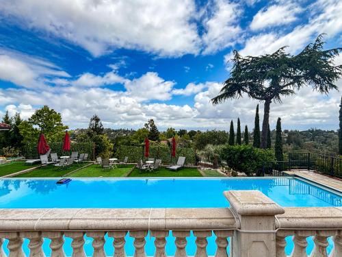 Los Altos Hills Casa | 5BR Luxury with KTV, Pool, View, Near Stanford