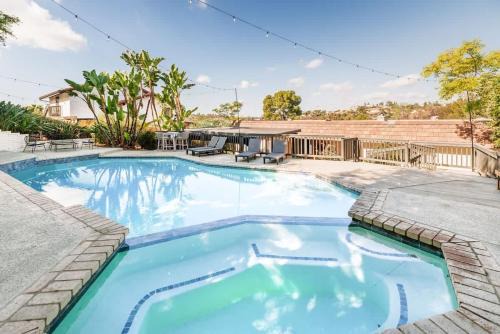 Mount Helix Casa | 5BR Oasis with Pool, Arcade, Sauna