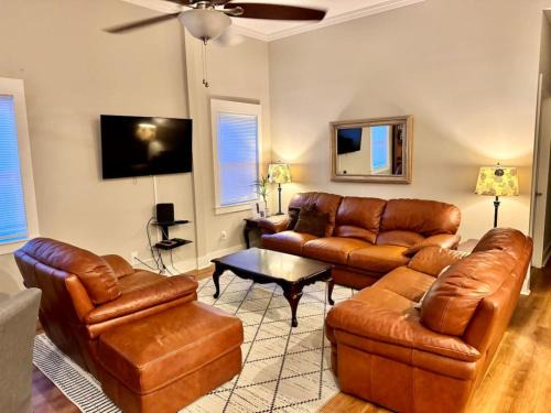 Historic District Casa | 5Min Walk to Waterfront. Pet Yes