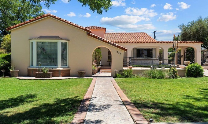 Safford Casa | 5th Ave Hacienda Summ