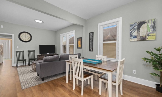 St. Charles Historic District Casa | 5th Street #1 · Historic 5th Street House - Fully Rehabbed # 1