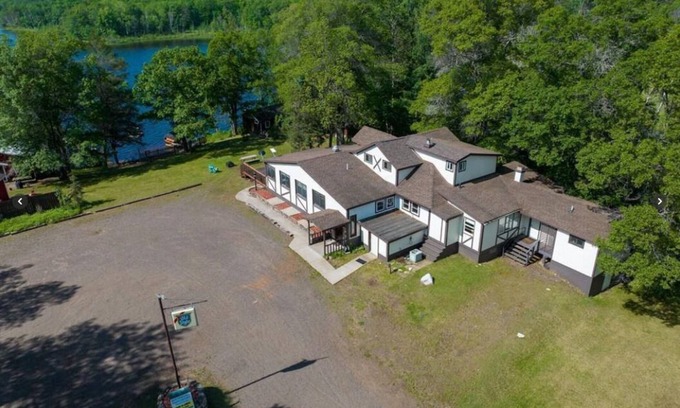 Spooner Cabina | 6 BED/4 BATH, RESORT/LODGE ON LAKE IN SPOONER! ENJOY LAKE LIFE, FISHING & TRAILS