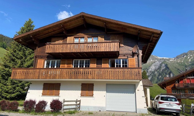 Adelboden Apartamento | Acogedor apartamento de 3 estrellas en una zona tranquila, para 6 personas.