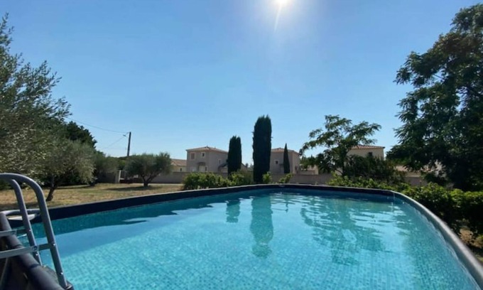 Saint-Hilaire-d'Ozilhan Otro | 6 Bedroom Agritourism property in Saint-Hilaire-d'Ozilhan
