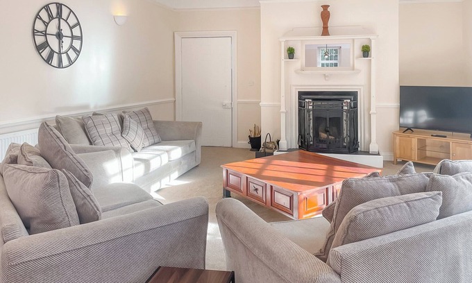 Haveringland Cabaña | 6 bedroom accommodation in Cawston