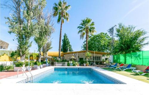 Lucena Casa | 6 Bedroom Amazing Home In Lucena