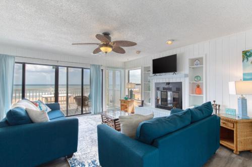 Palm Coast Casa | 6 Bedroom Huge Decks Pets Oceanfront
