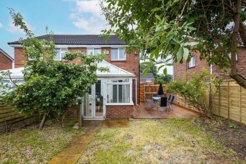 Stanley Casa | 6 Guests - Pet Friendly - 10min Leeds City Centre