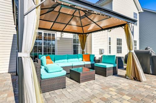Concord Casa | 6 Mi to Charlotte Motor Speedway Home with Fire Pit