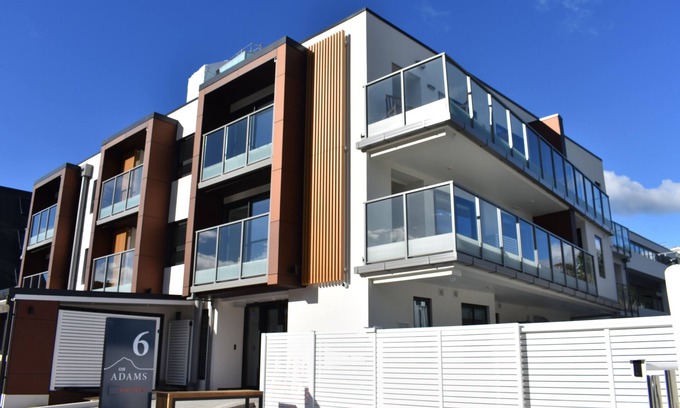 Mount Maunganui Apartamento | 6 on Adams