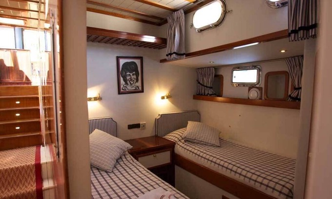 Faralya Alquiler De Eote | Alquiler de Goleta de lujo con capacidad para 6 personas en Göcek, Fethiye | www. Yachttogo. com
