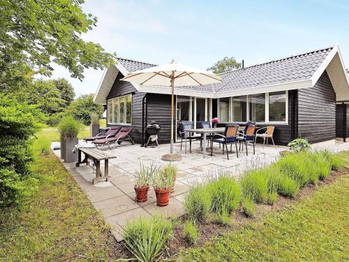 Karrebksminde Casa | 6 person holiday home in Karrebæksminde-By Traum